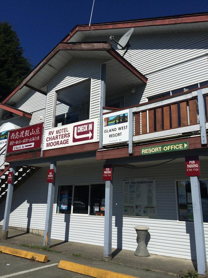 Island West Resort-Motel Ucluelet Bagian luar foto